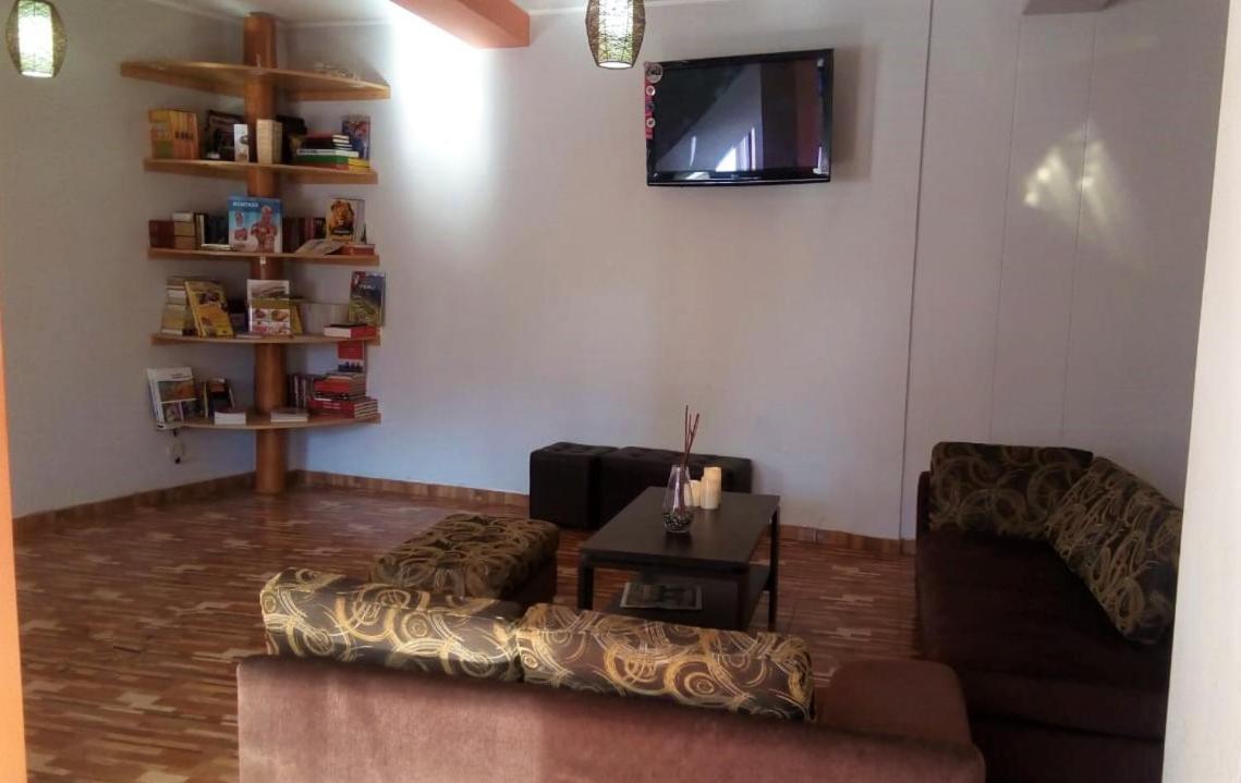 Hostal Rodinn Gobernadora Luaran gambar